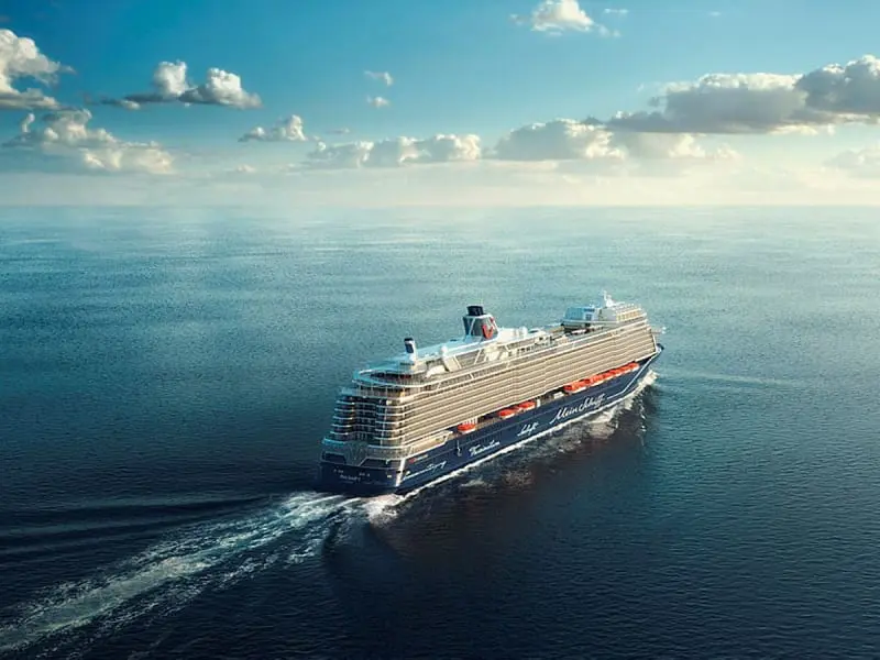 Mein Schiff 1: Transatlantik Kreuzfahrt ab Hamburg bis New York